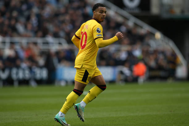 台上举起喇 台上举起喇